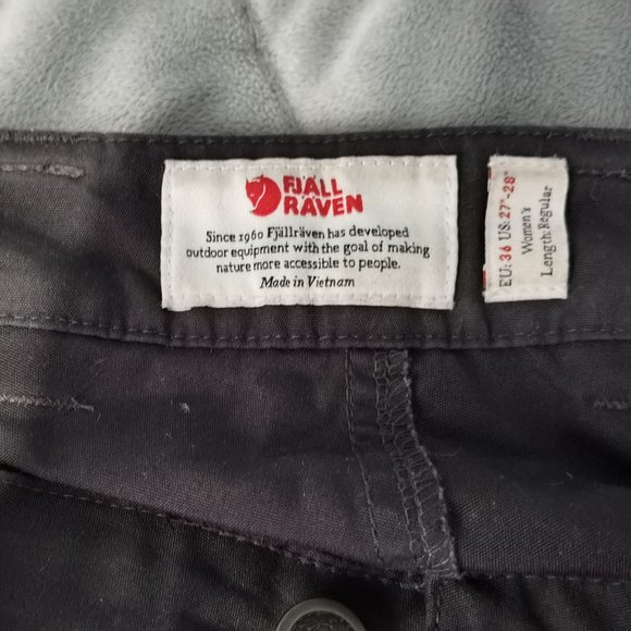 Fjallraven women's hiking pants euro 34/size 27-28 (fits like 26) - Picture 2 of 5